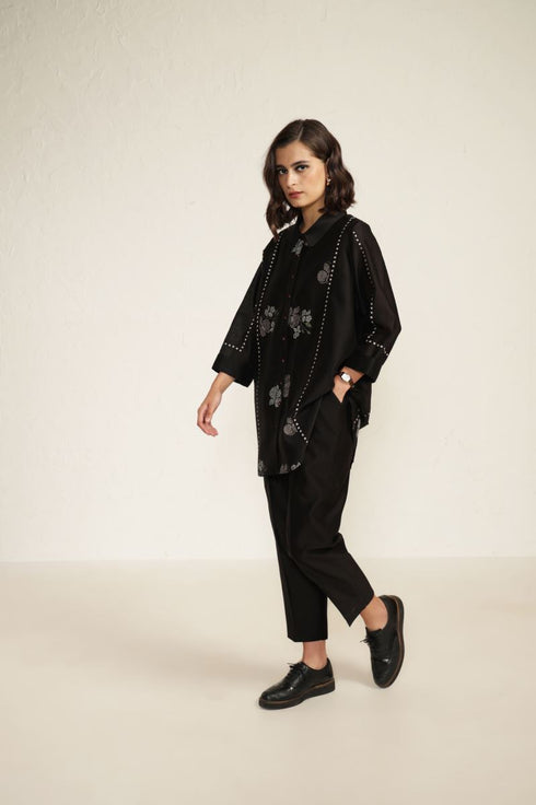 Meadows black shirt with straight pants