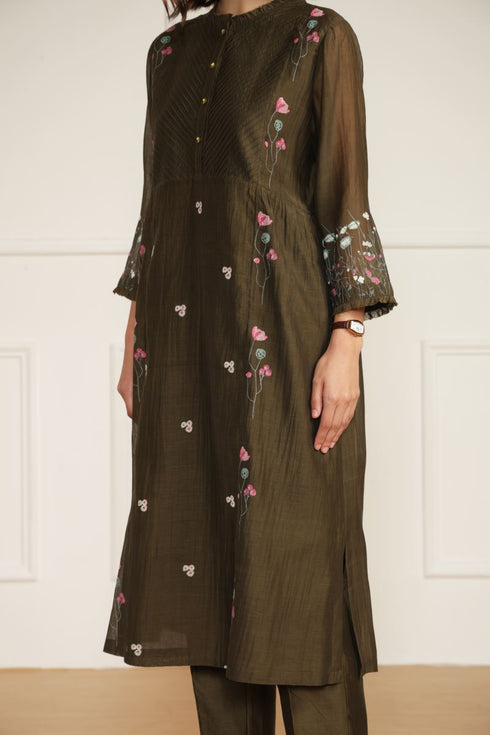Meadows olive tunic with pants