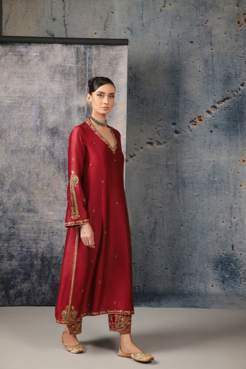 Mehrang maroon applique kurta set