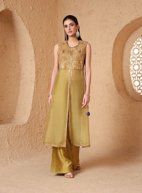 Mehrang olive green tie-up sleeveless kurta set