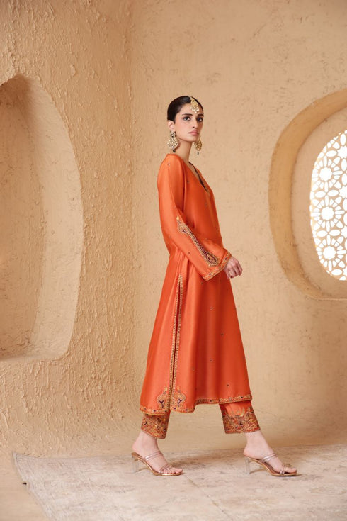 Mehrang orange applique kurta set