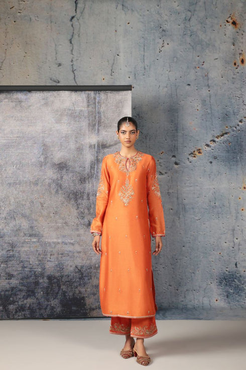Mehrang orange straight long kurta set