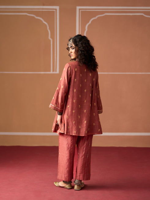Miras charu kurta