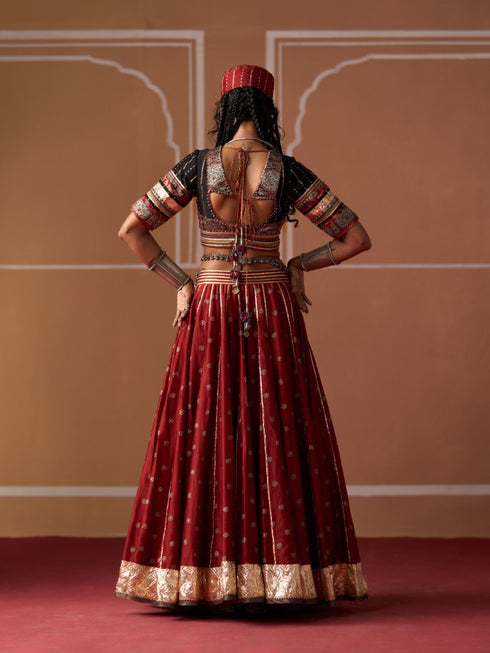 Miras kesar skirt