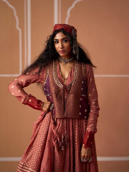 Miras krisha kurta with tania churidar