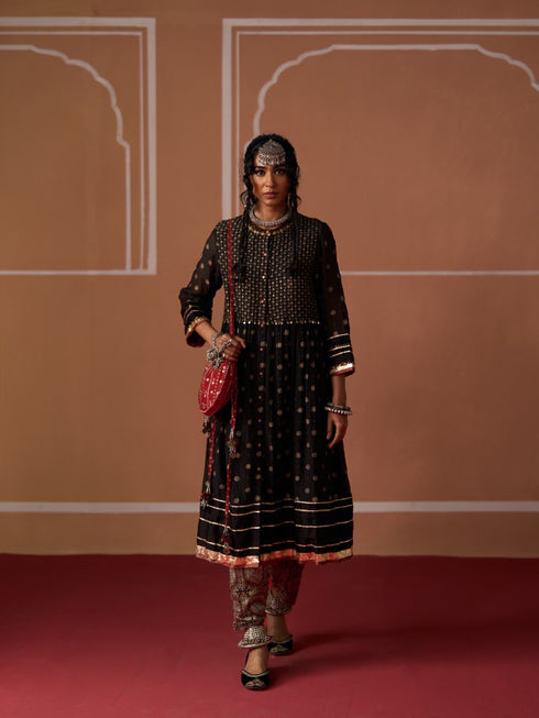 Miras meenal kurta