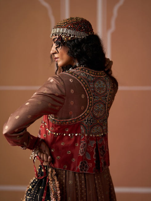 Miras nakul gilet
