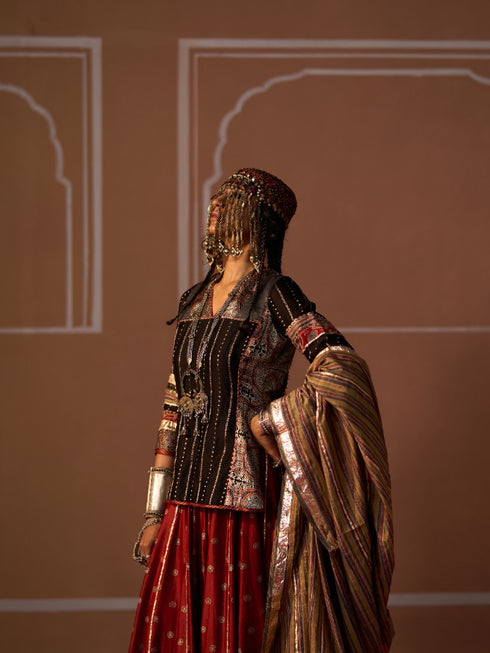 Miras nazm kurta