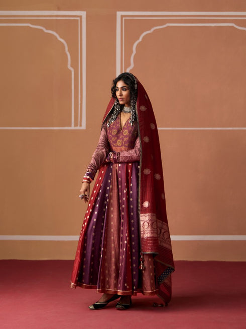 Miras sadaf kurta