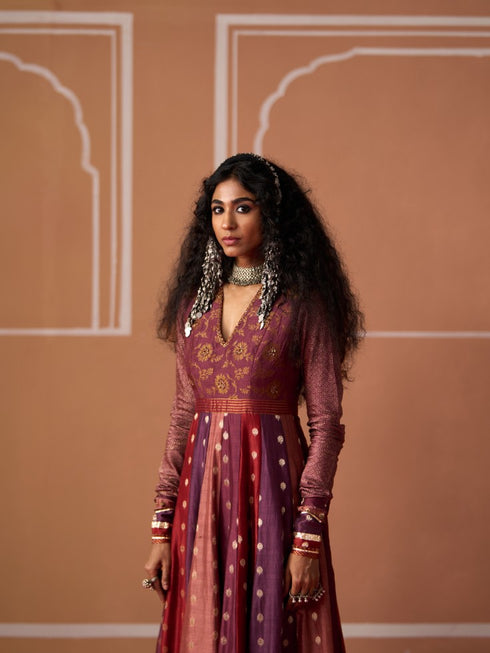 Miras sadaf kurta