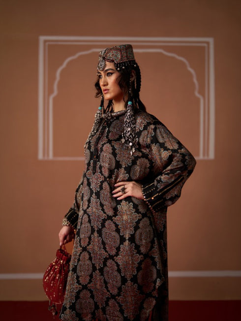 Miras sitara kurta