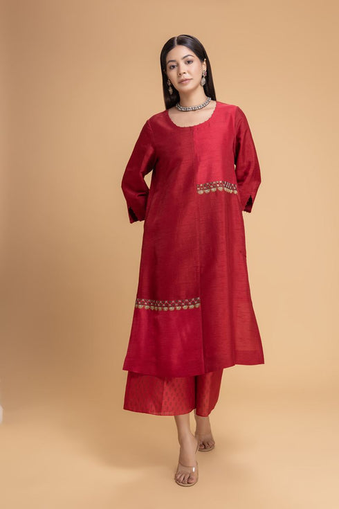 Mosiac red embroidered kurta set
