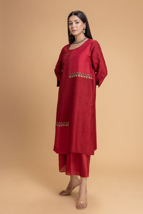 Mosiac red embroidered kurta set