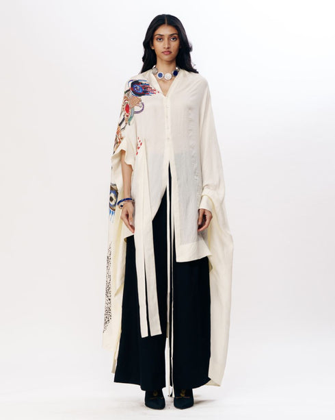 Multicolor asymmetric cape
