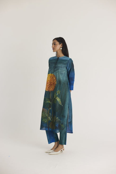 Multi color dilly dally long kurta set