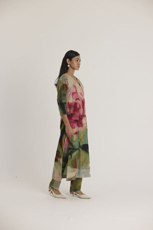 Multi color tilly embroidered long V neck kurta set
