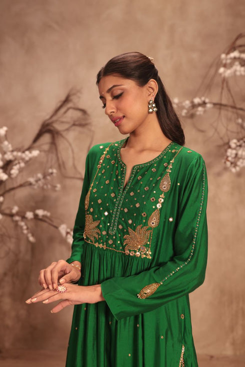 Nazakat green frockstyle kurta set