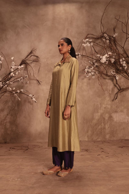 Nazakat light green collar kurta set