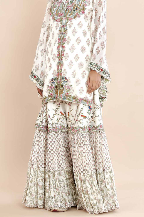 Nazm pink gharara