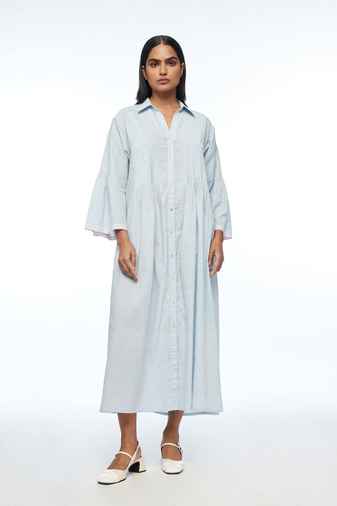 Nitida powder blue pleated tunic