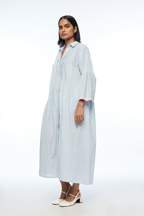 Nitida powder blue pleated tunic