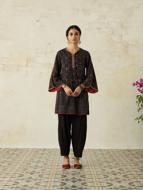 Nitya black short kurta