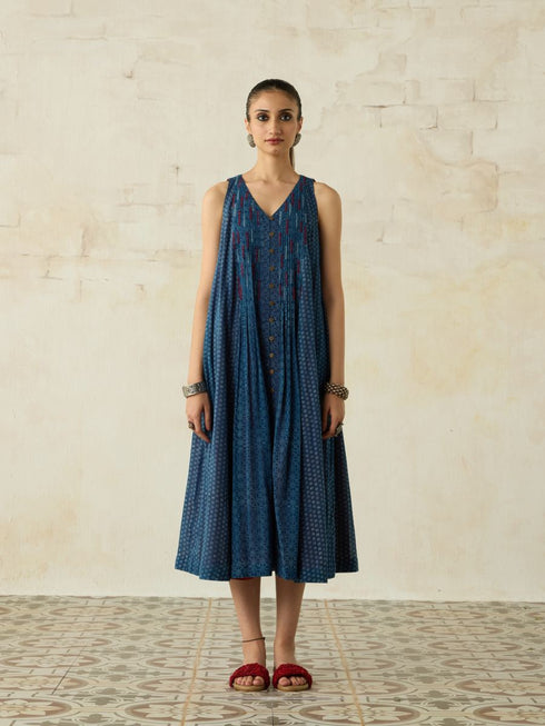 Nitya blue pintuck dress