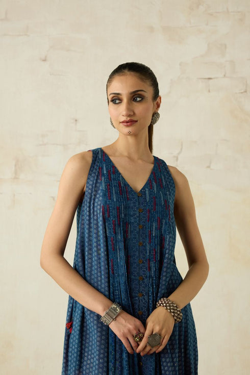 Nitya blue pintuck dress