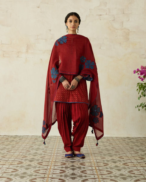 Nitya red Patiala salwar