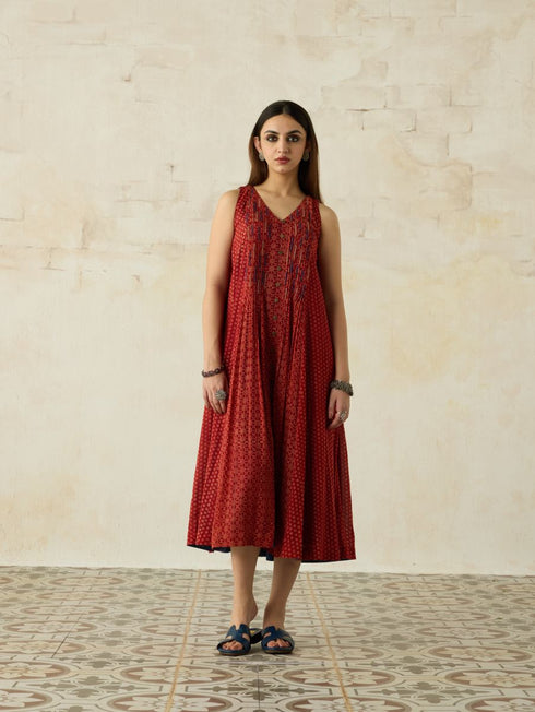 Nitya red pintuck dress