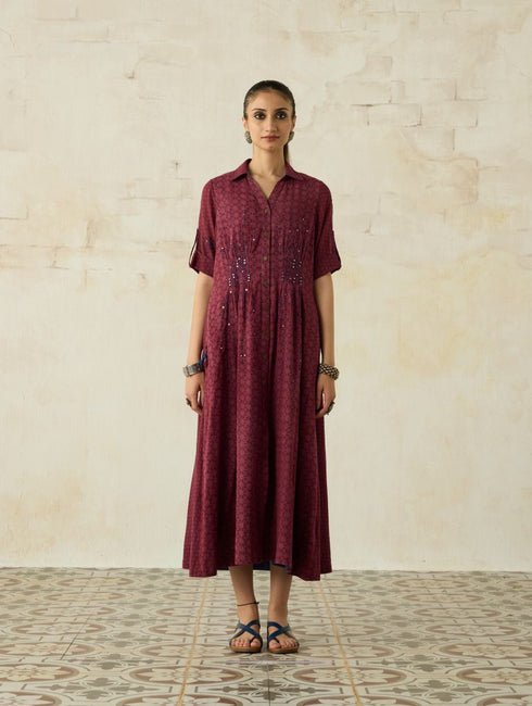 Nitya vintage pink collared dress