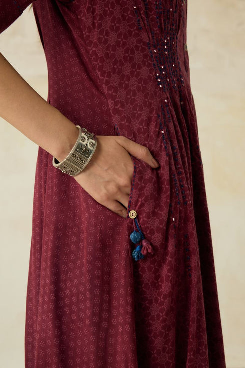 Nitya vintage pink collared dress