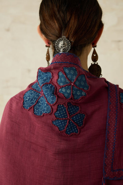 Nitya vintage pink embroidered stole