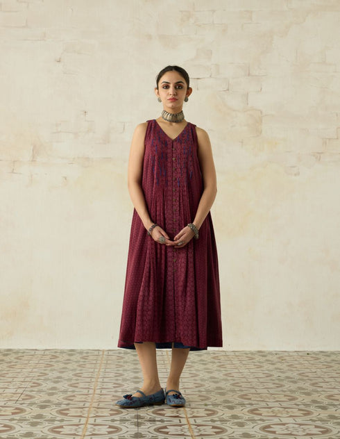 Nitya vintage pink pintuck dress