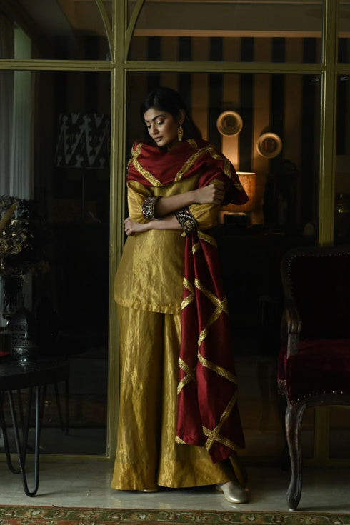 Noor vintage gold megan kurta with gold gharara