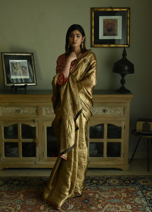 Noor vintage gold sona jaal sari