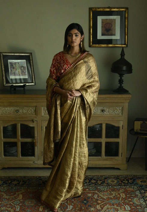 Noor vintage gold sona jaal sari