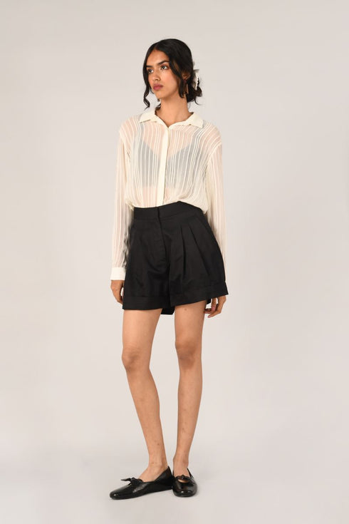 Odorata black pleated shorts