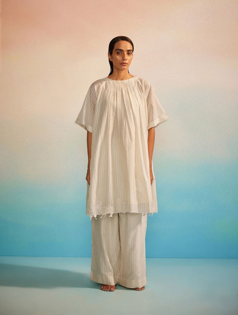 Orihime ivory box pleat applique kurta set