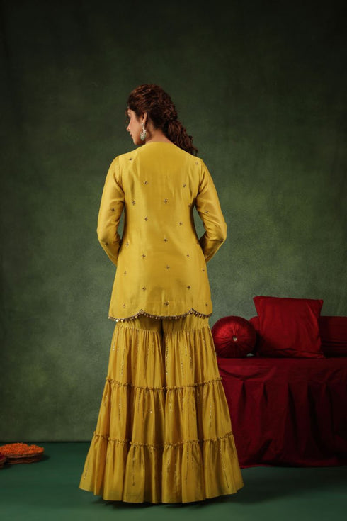 Pakeezah gharara joda sunehra set