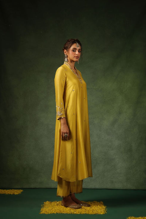 Pakeezah phool joda sunehra set