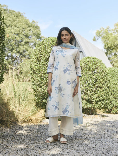 Pearl applique embroidered kurta set