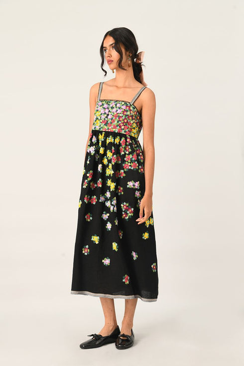 Pendulina black dress