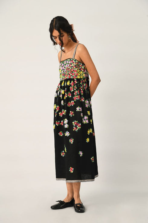 Pendulina black dress