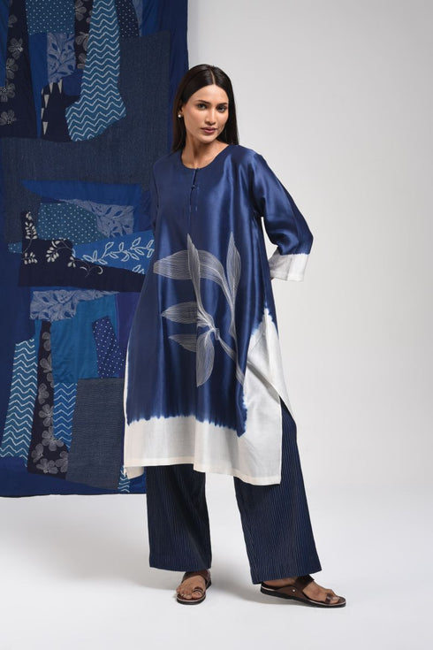 Pitch blue tunic