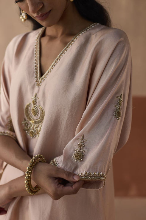 Plain chaand blush pink kaftan set