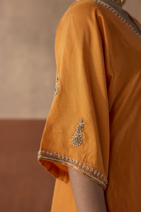 Plain chaand marigold kaftan set