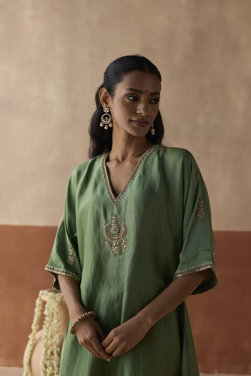 Plain chaand sage green kaftan set