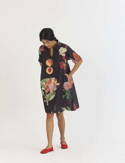 Plum black short collared dress