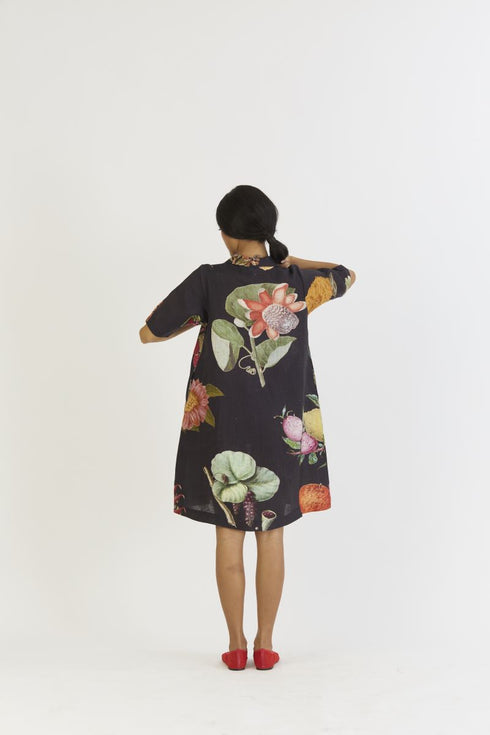 Plum black short collared dress